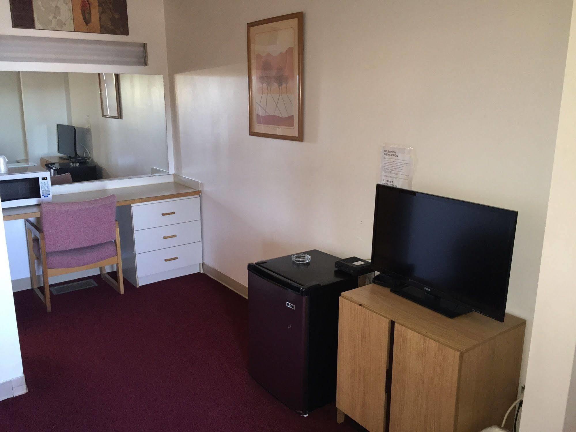 Voyageur Motel サンダーベイ エクステリア 写真