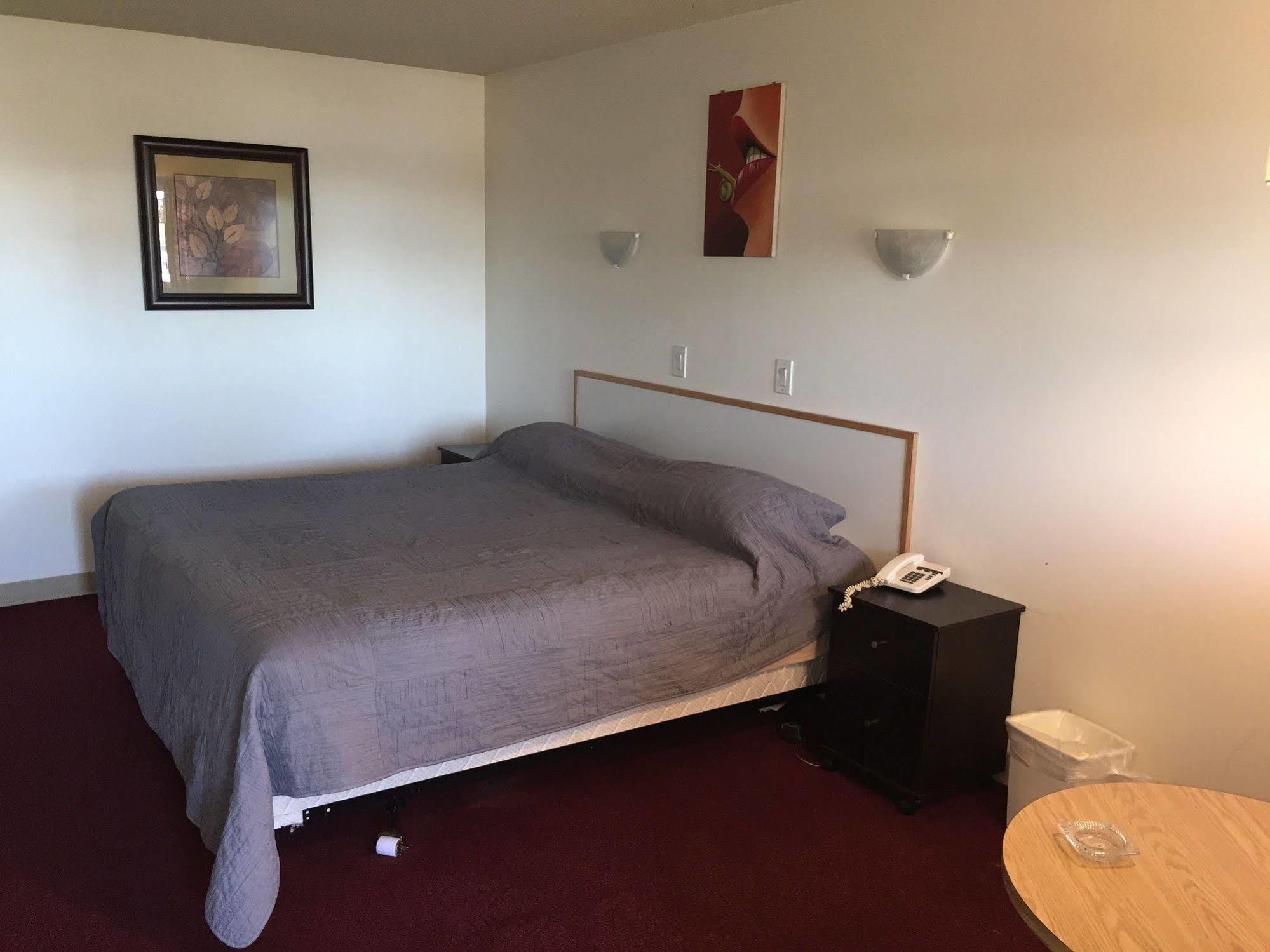 Voyageur Motel サンダーベイ エクステリア 写真