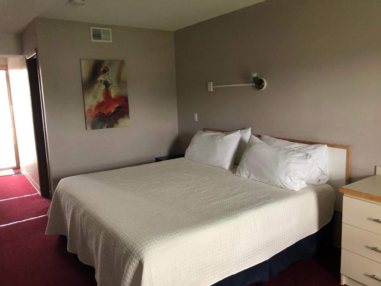 Voyageur Motel サンダーベイ エクステリア 写真